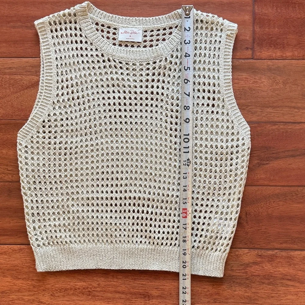 Allie Rose Beige Gold Sleeveless Mesh Top Open Weave Knit Size Medium - Picture 6 of 6